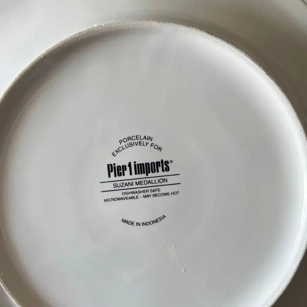 Pier 1 imports Suzani Medallion porcelain desert / salad plate 9”